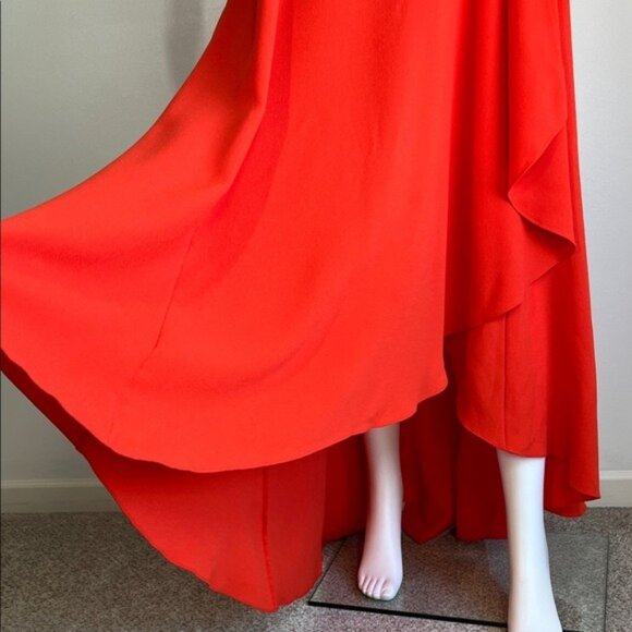 Halston Heritage Women's Multi Strap Sleeve V-Neck Gown with Flowy Skirt Size 4 - Picture 8 of 12